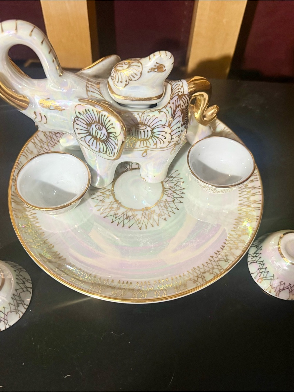 Vtg Thai Benjarong Porcelain Elephant Tea Set - Hand-Painted Gold & Pearl Glaze - Picture 5 of 11